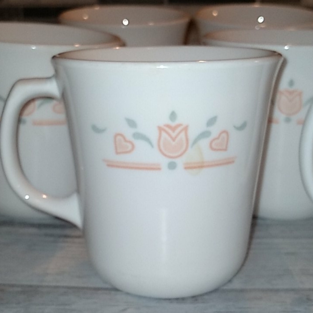 8 vintage Corning USA Dutch Lattice coffee ☕ cups